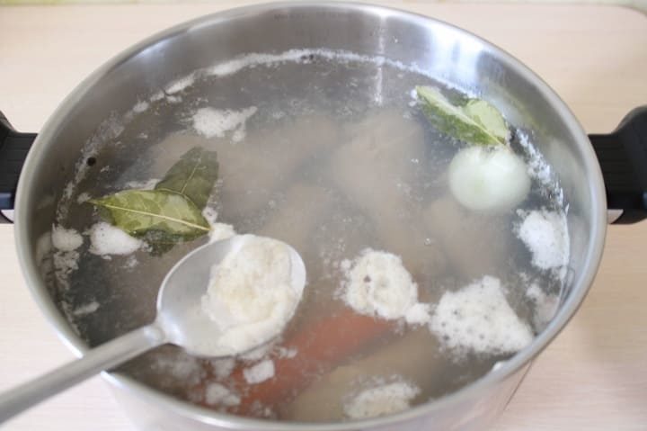 kurinyy sup s makaronami i kartoshkoy 4